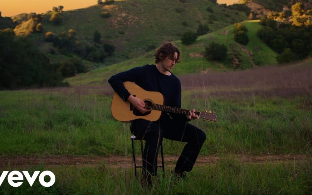 Dean Lewis – Seconds Before The Sunrise